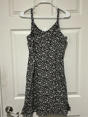 Old Navy Black, White & Beige Animal Print Slip Dress